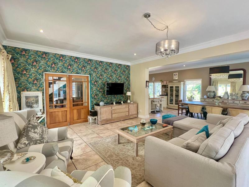 4 Bedroom Property for Sale in Tarragona Western Cape